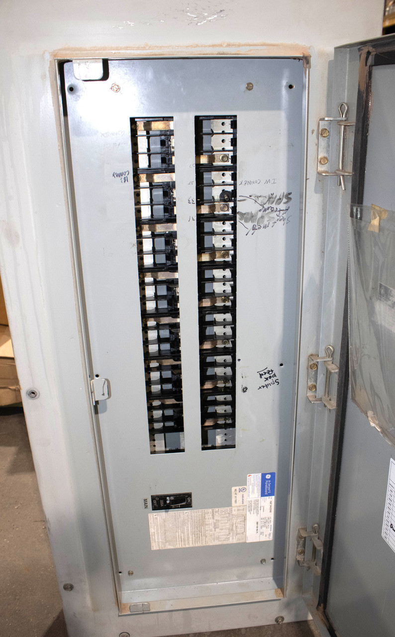GE AQF3422AB 225A Main Breaker Panelboard 120/208Y 3PH 4W with TQD32225 225A 240V 3P Breaker 21x44x6 Enclosure GE AQF3422AB 225A Main Breaker Panelboard 120/208Y 3PH 4W with TQD32225 225A 240V 3P Breaker 21x44x6 Enclosure