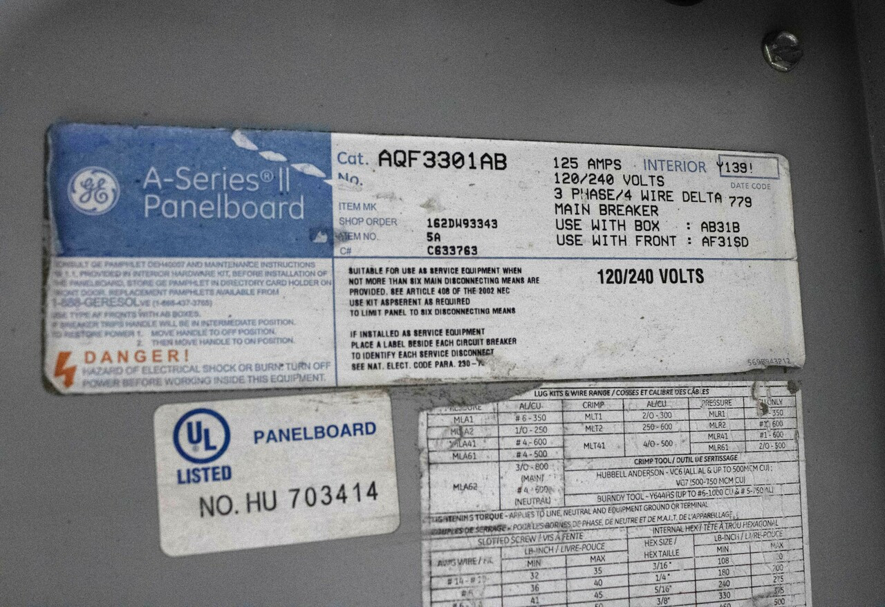 General Electric AQF3301AB Breaker Panel + Panelboard 125A 240V 3PH AB31B AF31SD