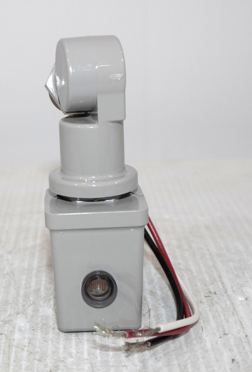 Intermatic K4223C Photo Control Sensor Swivel 208/277v 15A 4150 watt
