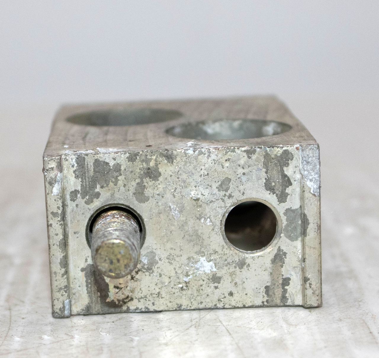 I-T-E TA2J6500 Mechanical Lug for 200A-400A Frame Breaker 2 Conductor 4/0-500 kcmil