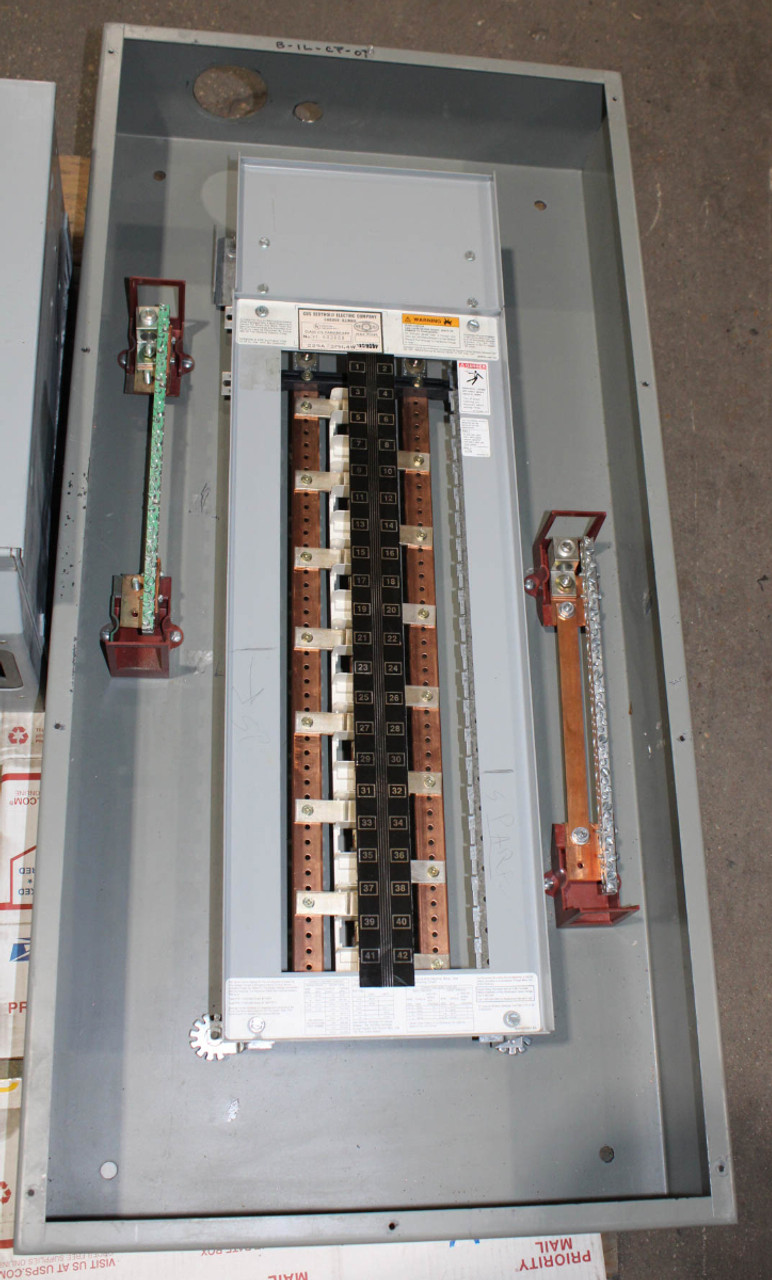 Eaton PRL1 Main Lug Panelboard 225A 42 Spaces 120/208V 3Ph 4W