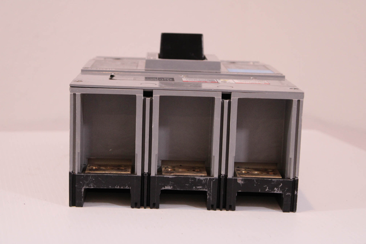 Siemens JXD63B250 Sentron Series Breaker 400A 600V Type JXD6-A 3P W/400A Trip Unit