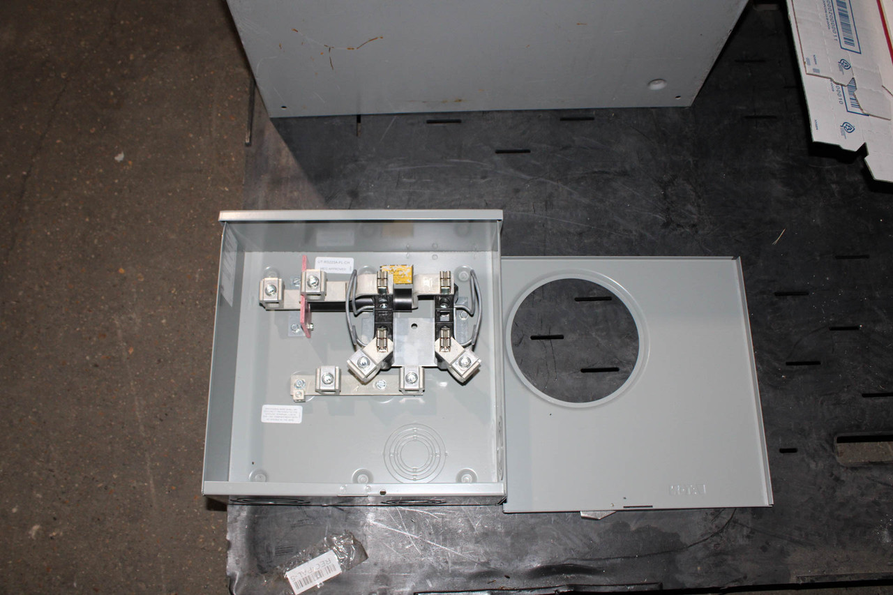 Eaton UTRS223AFLCH Meter Socket Ringless 200A 600V NEMA 3R 1 Phase 3 Wire 4 Jaws
