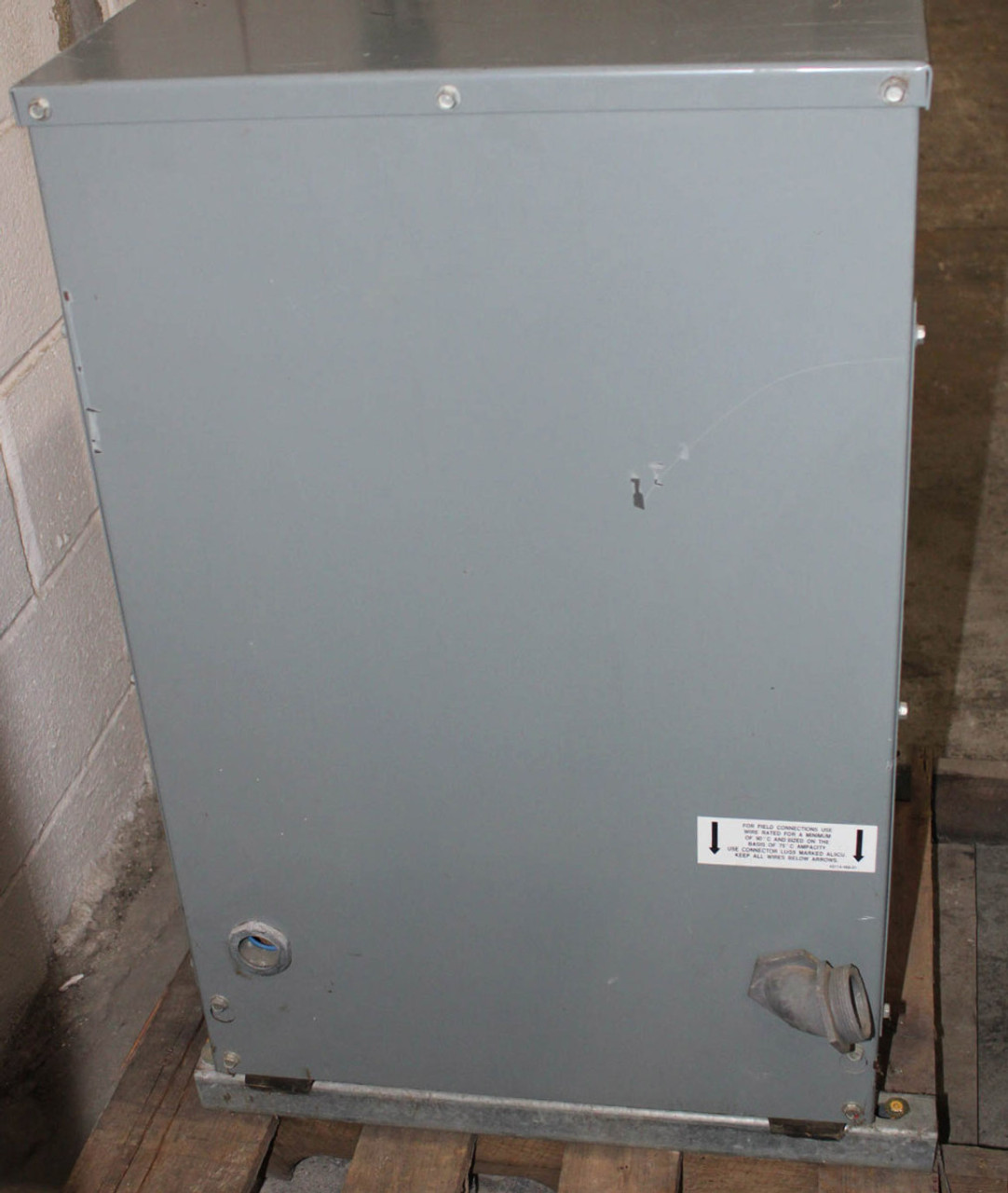 Square D 30T3HFISNL Transformer 30kVA P: 480V S: 208Y/120V 60Hz 3PH