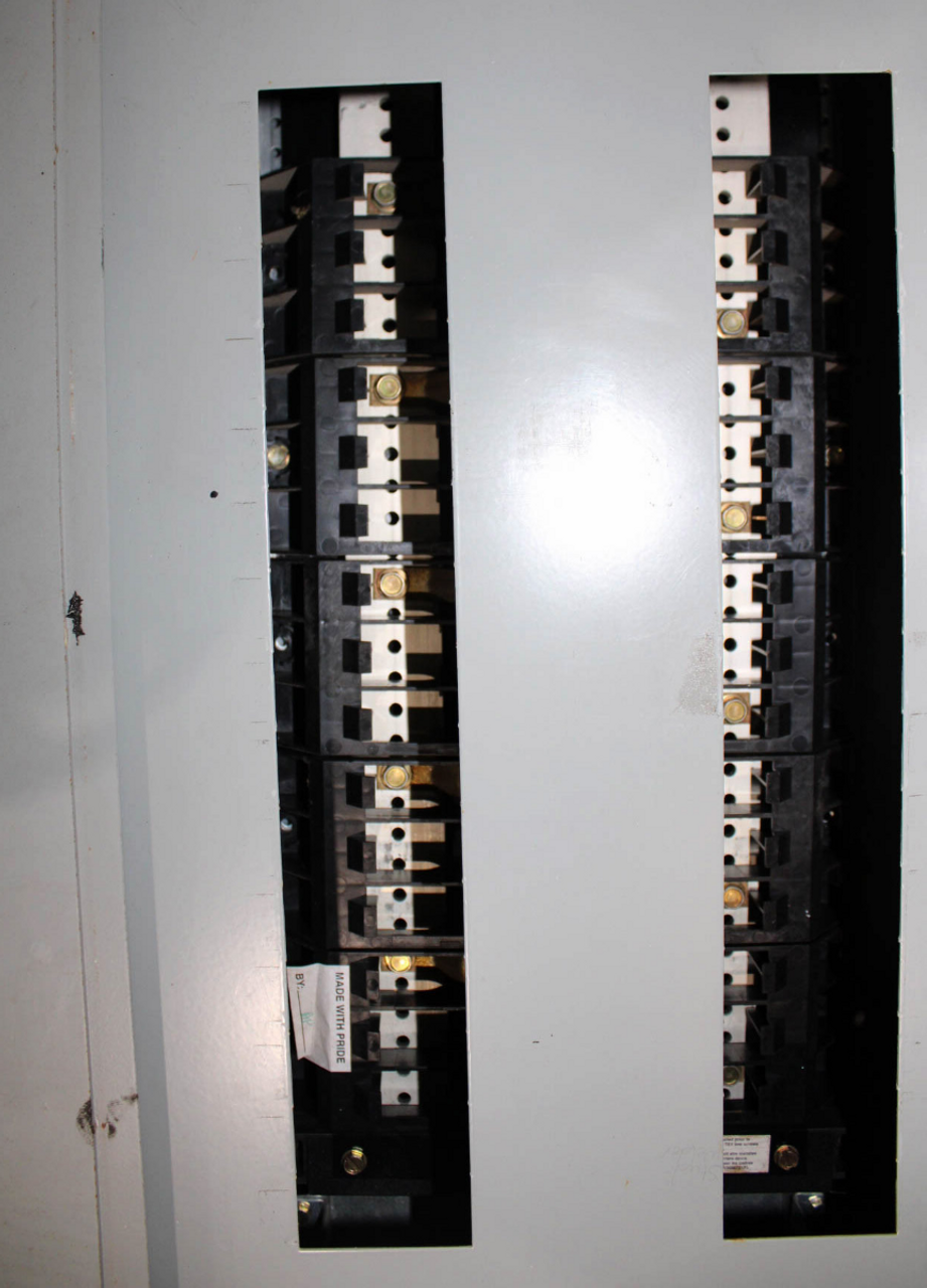 General Electric AB55B MB Panel w/ GE SFHA36AT0250 250A 600V 65kA 3P 42S