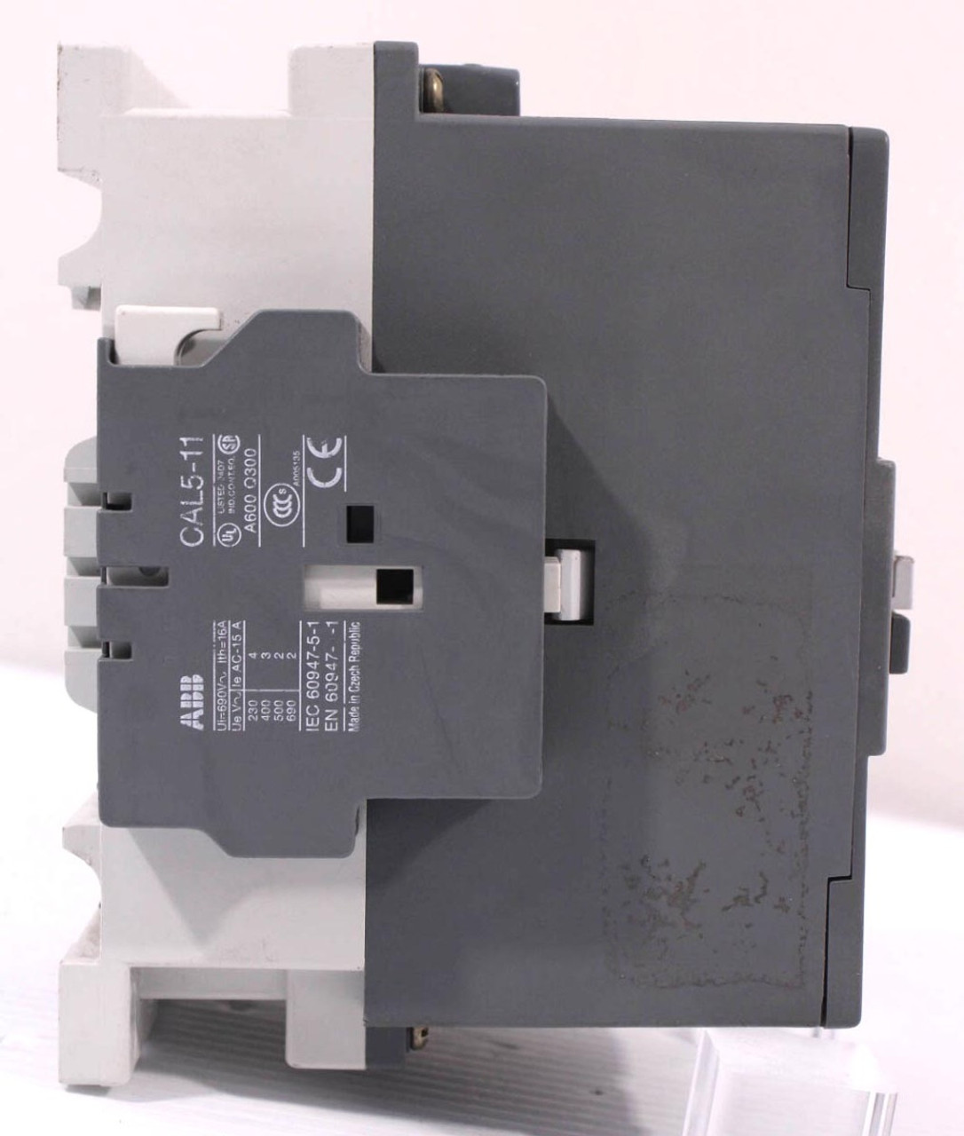 ABB AE130-30-11-81 Contactor | 24 V Coil | Includes CAL5-11 & CCL5-01 Auxiliary Contacts ABB AE130-30-11-81 Contactor | 24 V Coil | Includes CAL5-11 & CCL5-01 Auxiliary Contacts