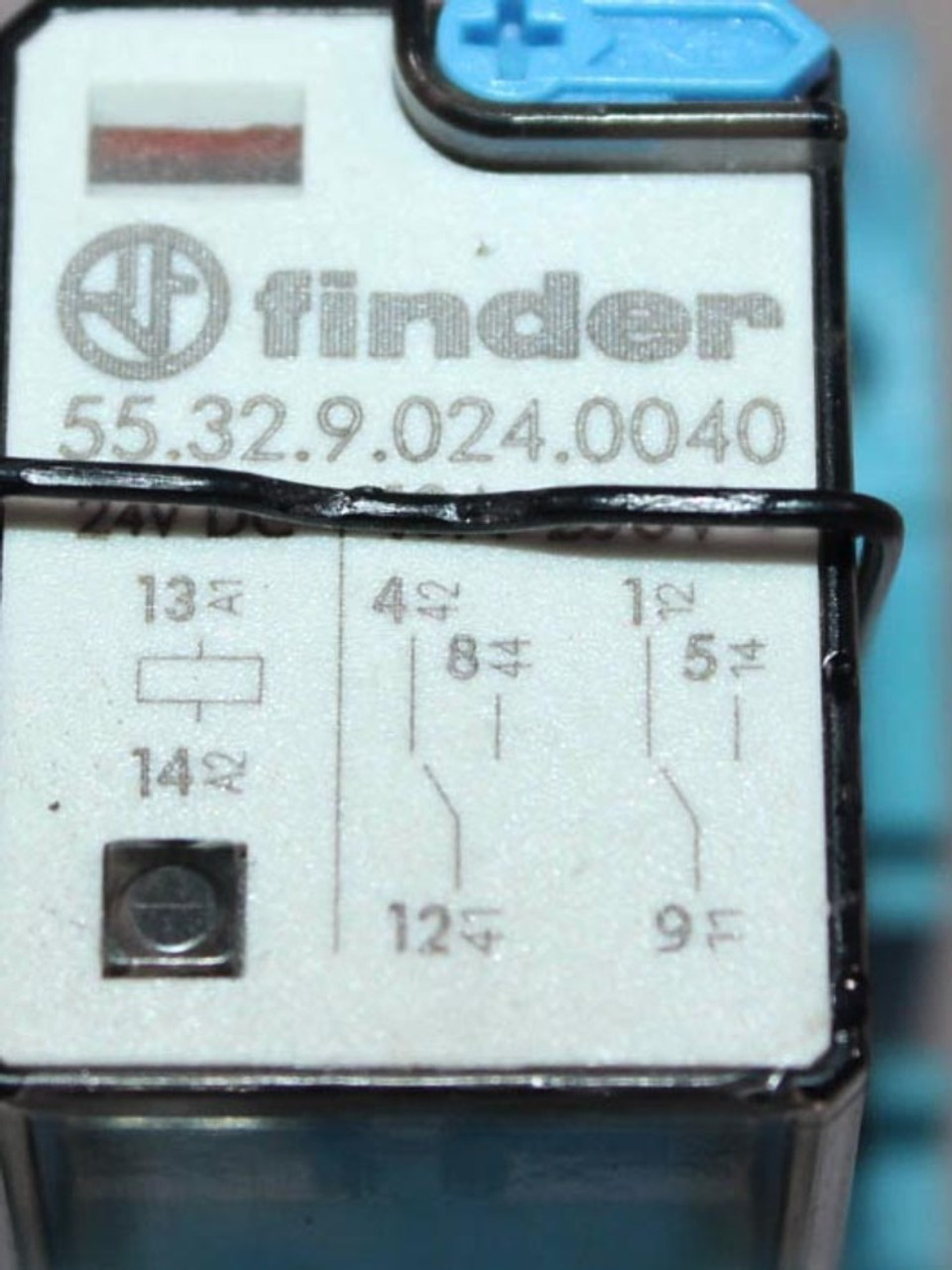 Finder 94.72 DIN Rail/Panel Socket w/Finder 54.32.9.024.0040 General Purpose Relay