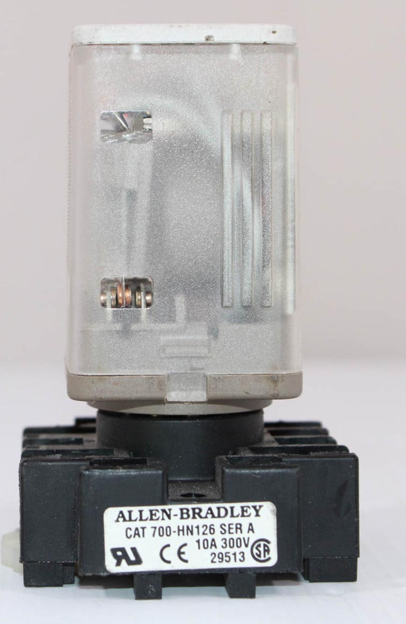 Allen-Bradley 700-HA33A1 Relay Ser C w/700-HN126 Socket Relay Ser A