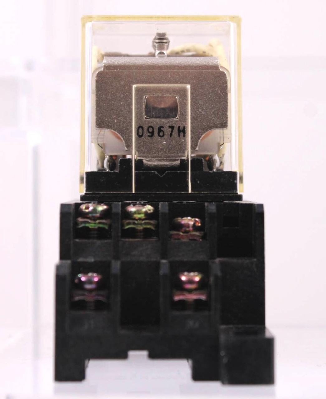 Omron LY3 Relay 10A 110V 3PDT Plug-in Terminal W/ Relay Socket
