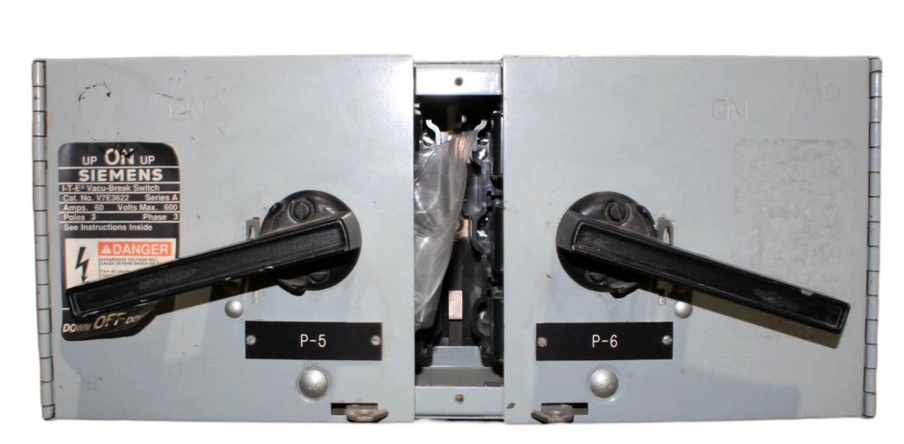 Siemens V7E3622 Fusible Twin Vacu-Break Switch w/Mounting Hardware 60A/60A 600V 3 Poles 3 Phase Series A