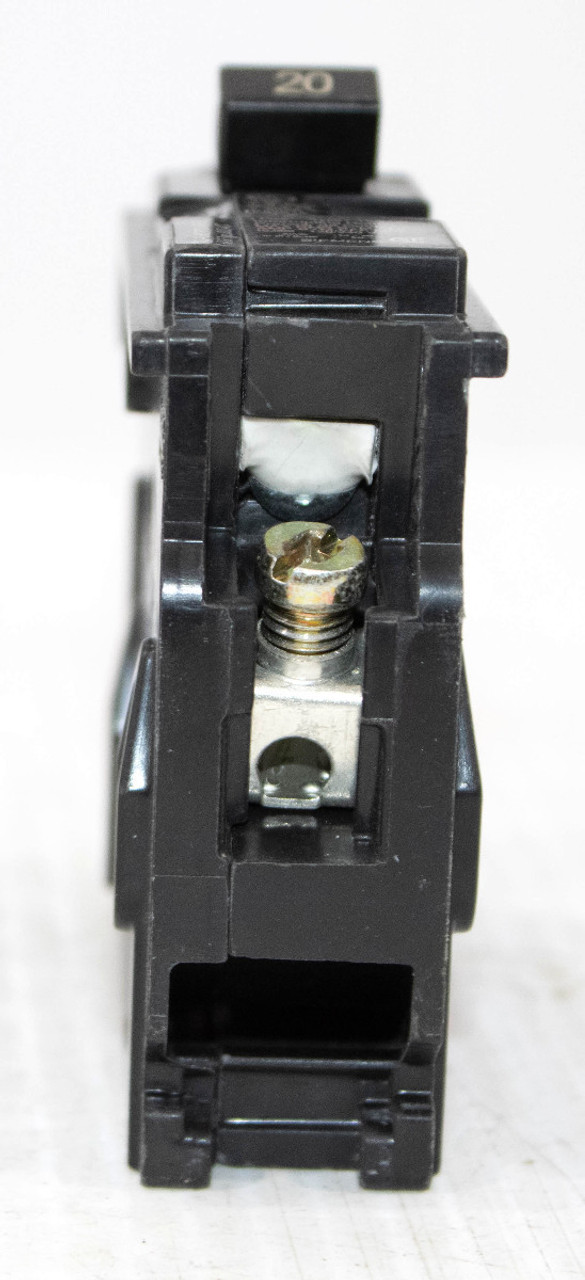 Siemens Q120 Breaker 20A 120/240V 1P 10kA Plug In