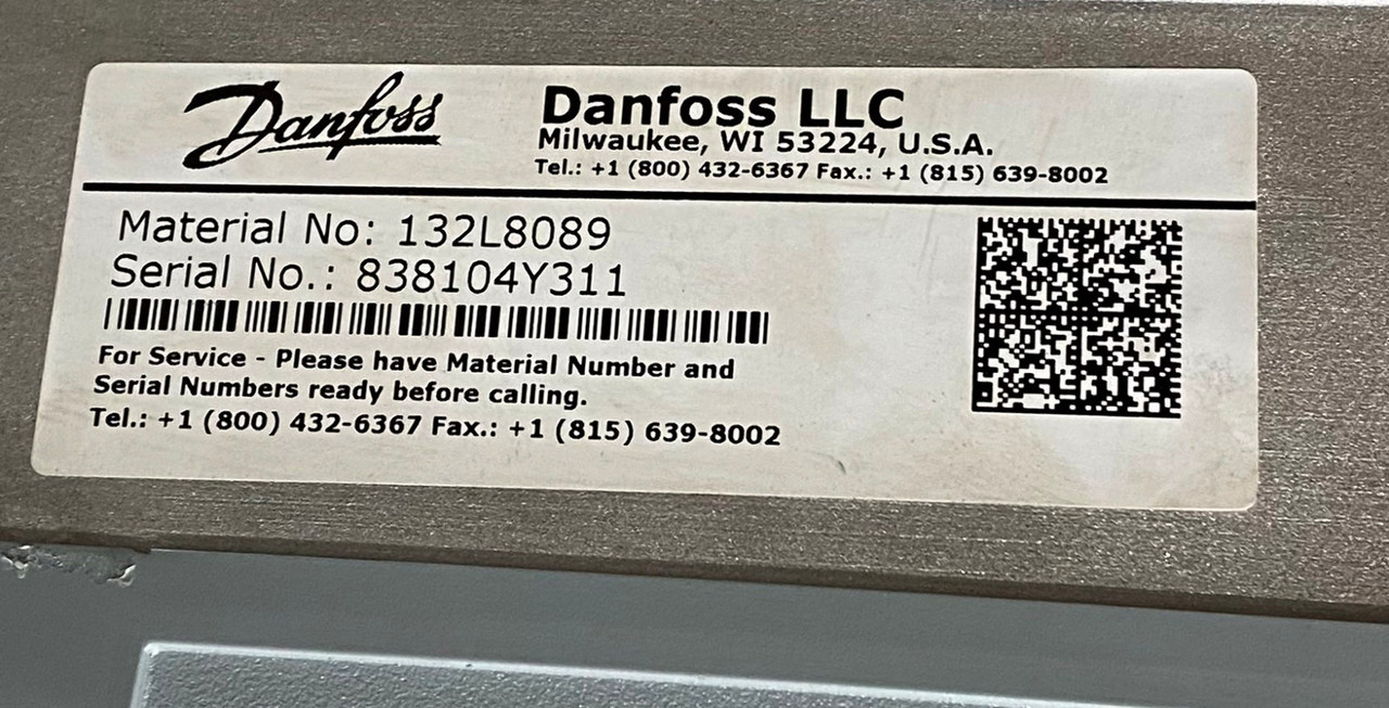 Danfoss 134F7594 Refrigeration Drive FC-103 15KW 20HP 3PH 380/480V 25A 50/60Hz VLT Main Disconnect HVAC Drive