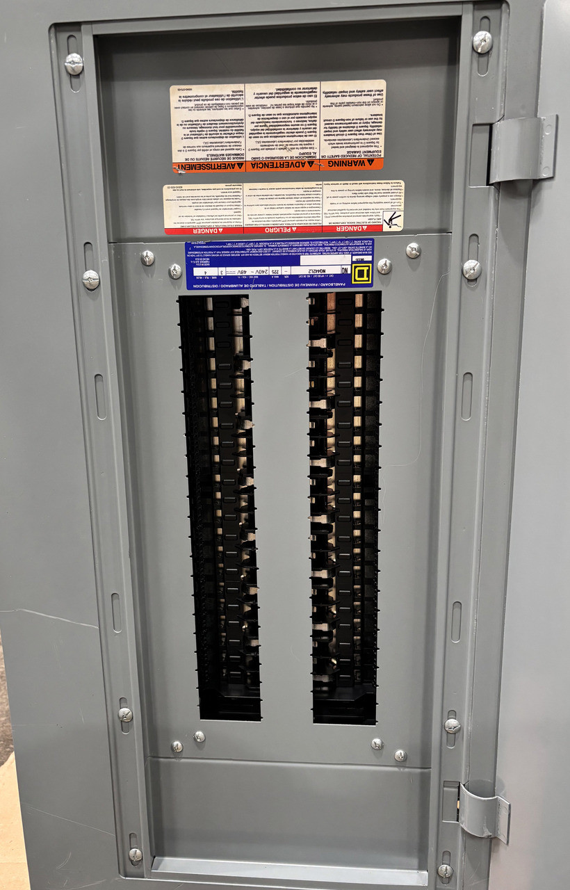 Square D NQ442L2 Main Lug Panel Board 225A 240V 3PH 4 Wire 42 Pole Spaces Type 1