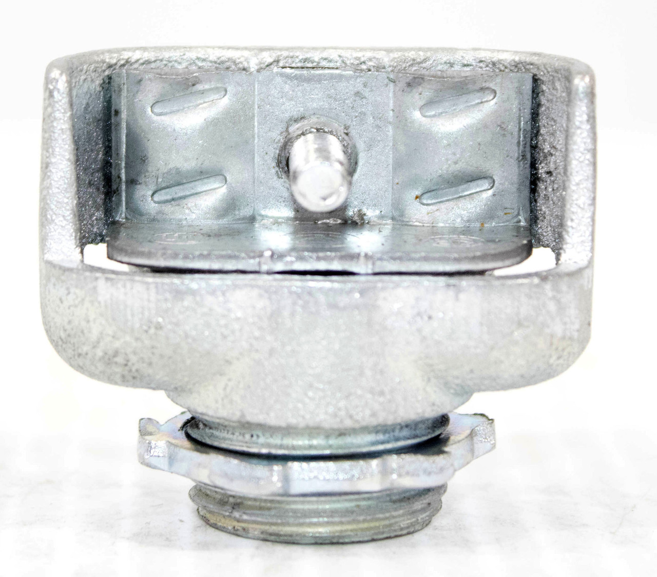YAGI 7240V Straight Double MC Connector 3/8-Inch Malleable Iron