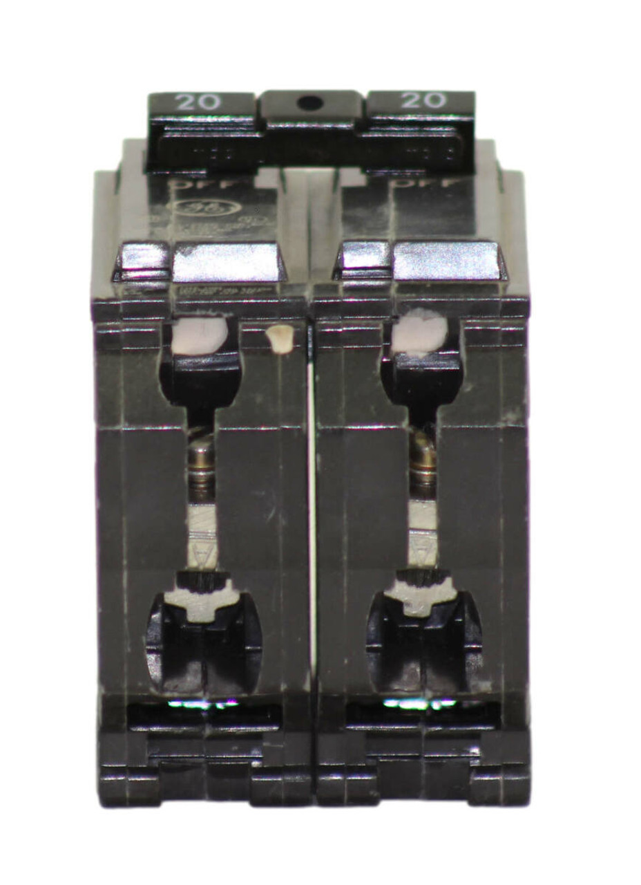 General Electric THQL2120 Breaker 20A 120/240V 2P 10kA Plug-In