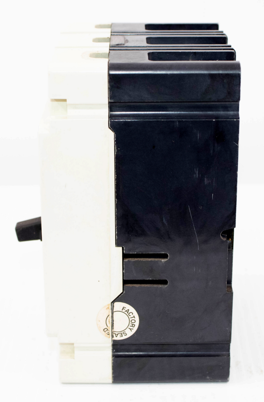 Cutler Hammer FDB3015 Breaker 15A 600V 3P 14KA Thermal Magnetic Long-Time