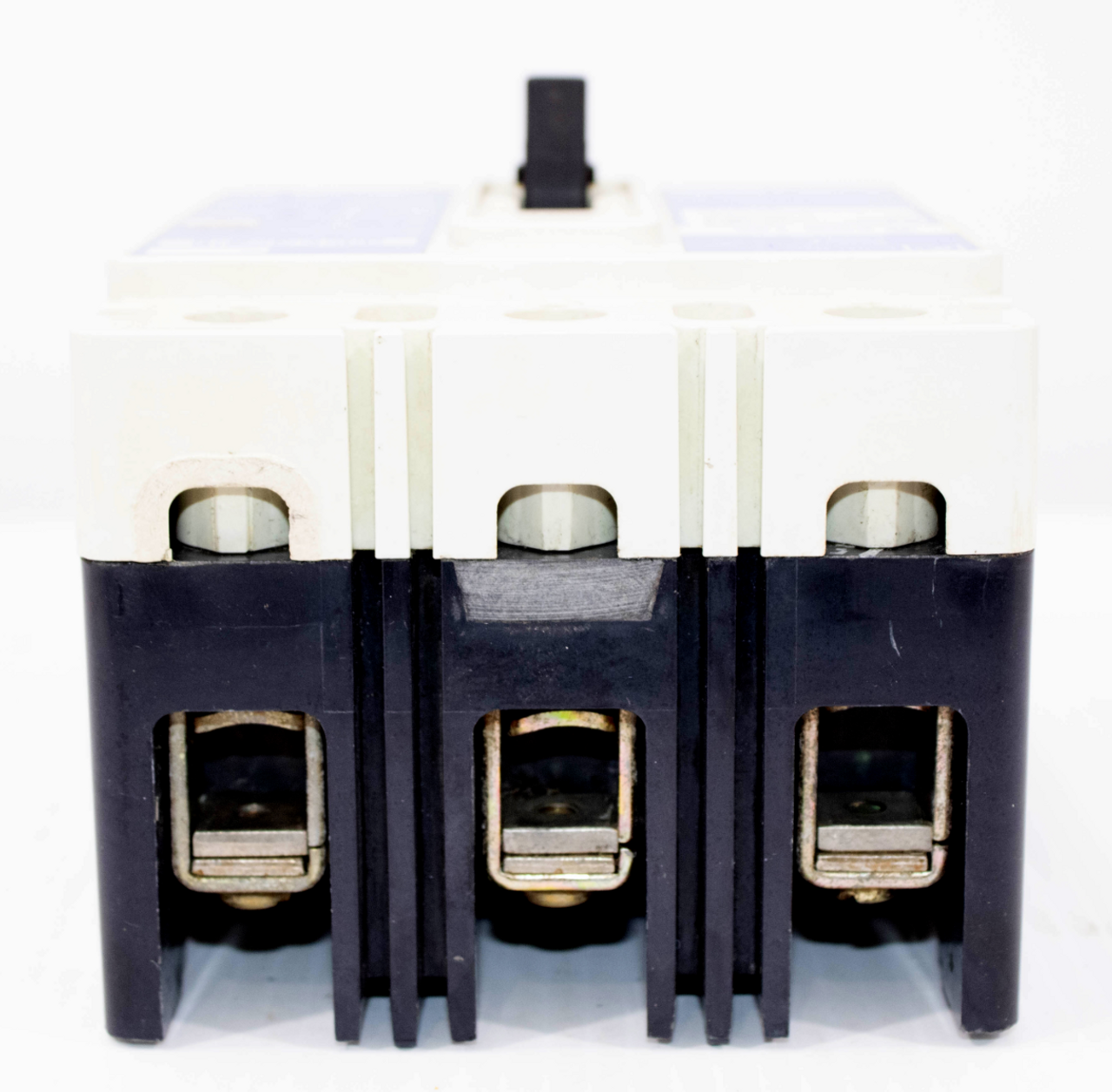 Cutler Hammer FDB3015 Breaker 15A 600V 3P 14KA Thermal Magnetic Long-Time