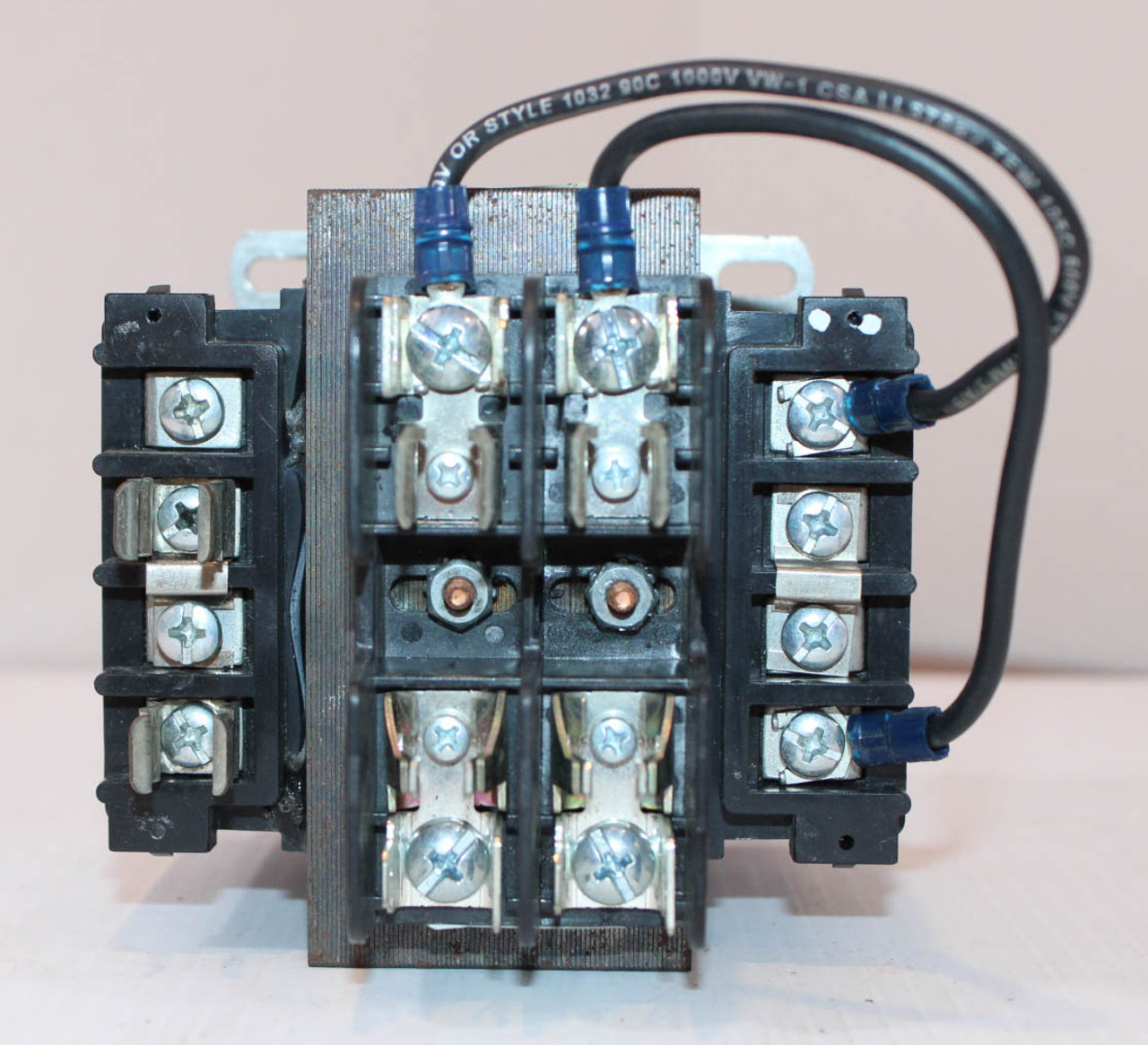 Micron B150-0833-8 Transformer 0.15kVA Pri: 240/480V Sec: 120V