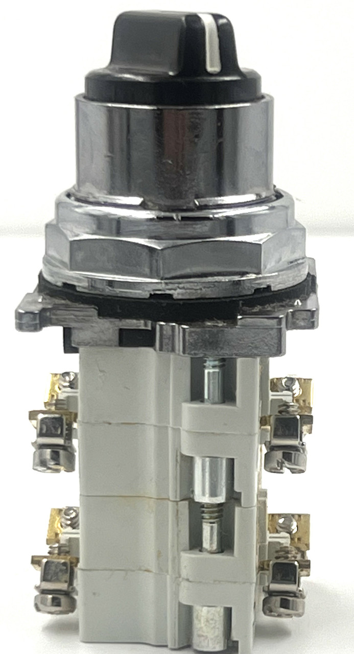 Pushbutton Selector Switch