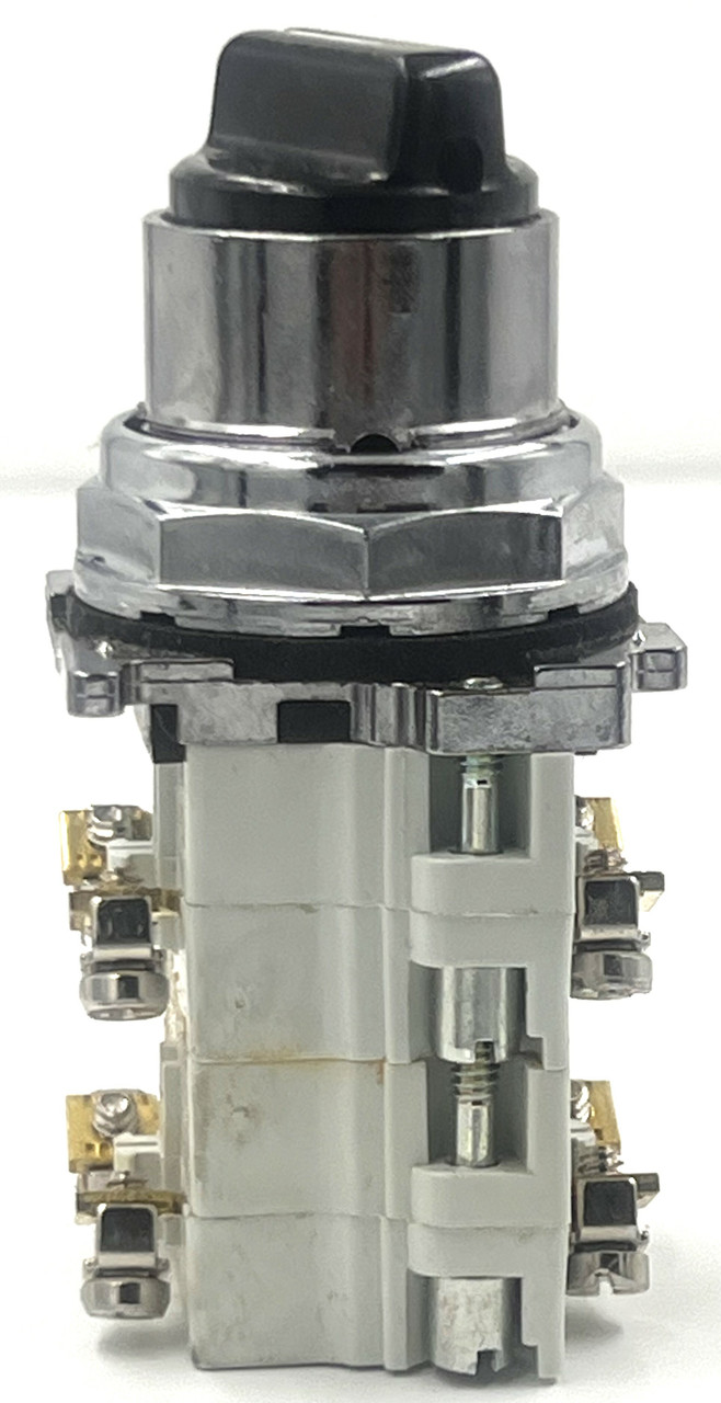 Pushbutton Selector Switch