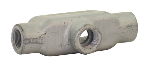 Appleton TB27 Conduit Body Material: Grayloy-Iron Diameter: 3/4 Inch 0-Z/Gedney Form 7