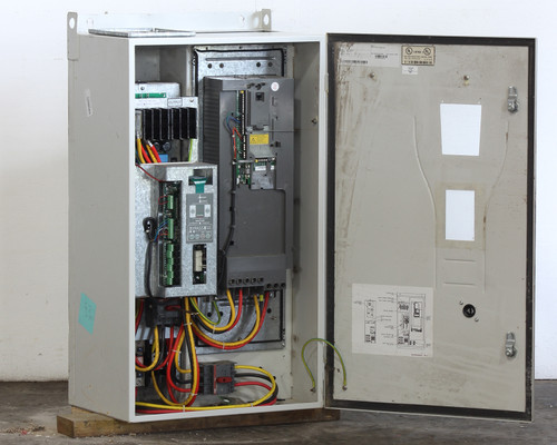 ABB ACH550-BD-072A-4+F267 Drive 380-480V 50HP Input: 48 63Hz 72A Output: 0-500Hz 72A