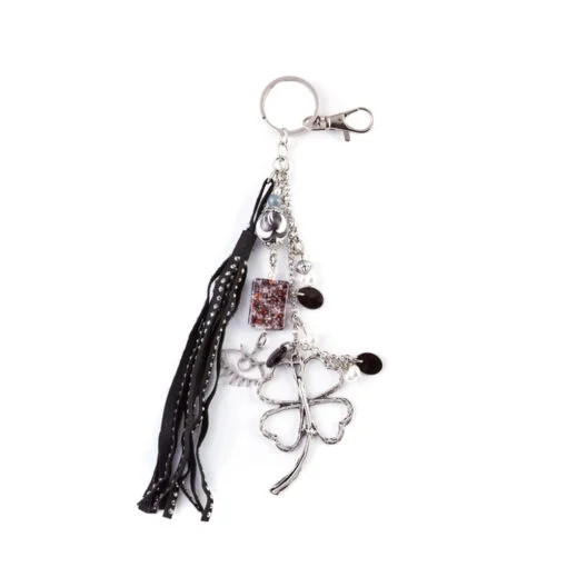 Karaca Karaca Home Handmade Clover Keychain | 153.19.01.1476 - Home & Kitchen - Lebanon