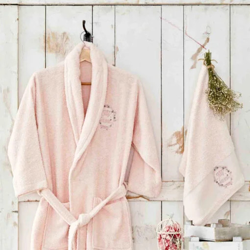 Karaca Karaca Home Crown Powder Youth Bathrobe Set | 200.16.01.0123 - Home & Kitchen - Lebanon