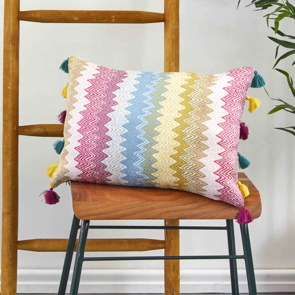 Karaca Karaca Home Mood Zigzag Multi Filled Throw Pillow - 30 × 50 cm Decorative Cushion | 200.18.01.0680 - Home & Kitchen - Lebanon
