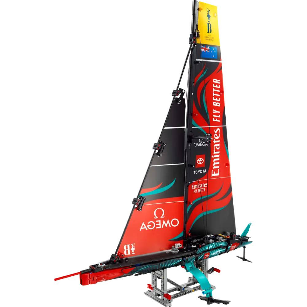 LEGO LEGO® Technic™ Emirates Team New Zealand AC75 Yacht | 42174 - Toys & Games - Lebanon