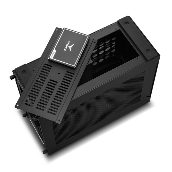Lian Li A4-H2OX5 11L Mini-ITX PC Case Black with PCIe 5.0 Riser