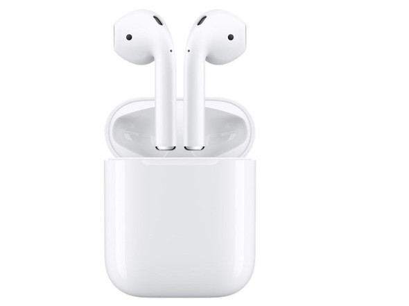 Apple AirPods with Charging Case | MV7N2
