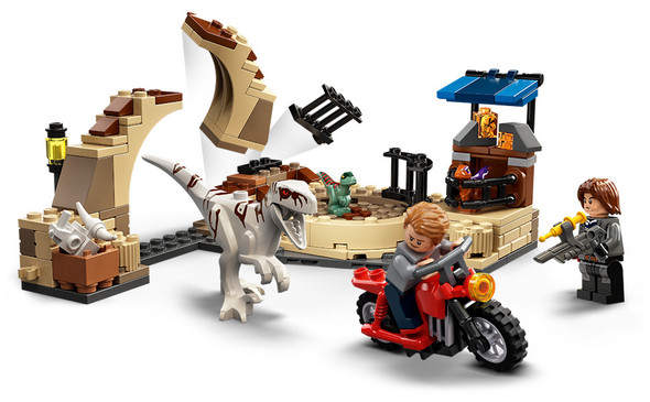 LEGO Jurassic World Atrociraptor Dinosaur: Bike Chase Set | 76945