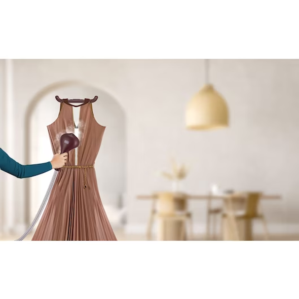 Black&Decker 2400W Twin Pole Garment Steamer | GSTD2450-B5