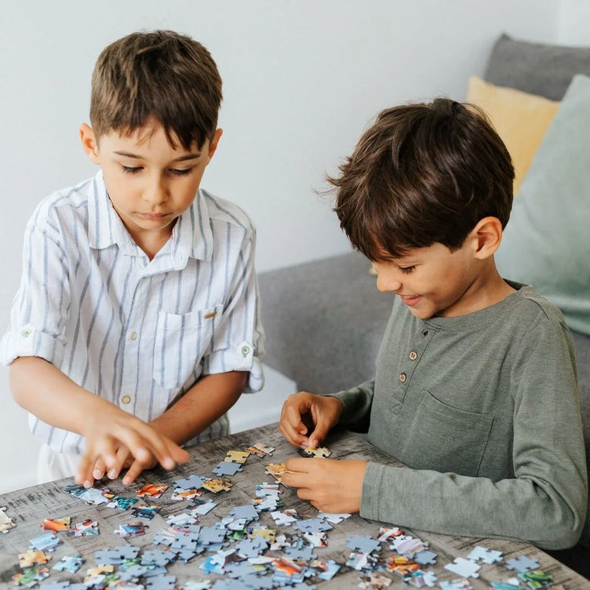 Trefl Toothless Dragon and Friends 13348 200-piece character jigsaw puzzle