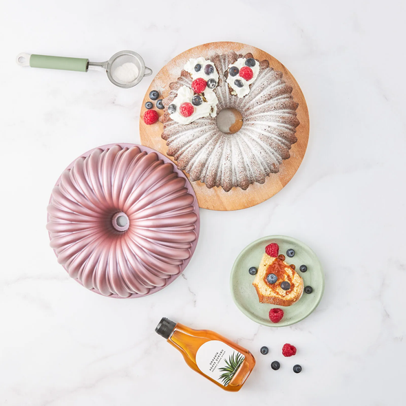Karaca Cake Pro Pink Cast Aluminum Non-Stick Sliced Cake Pan 25.5cm - 153.03.06.9137