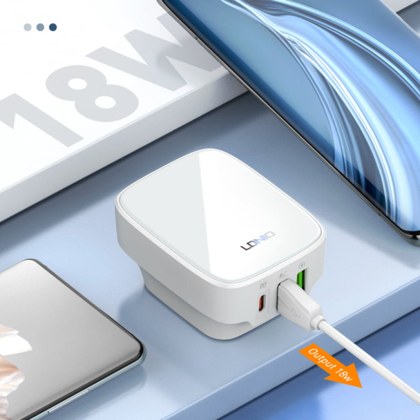 LDNIO Phone Charger Q334, White