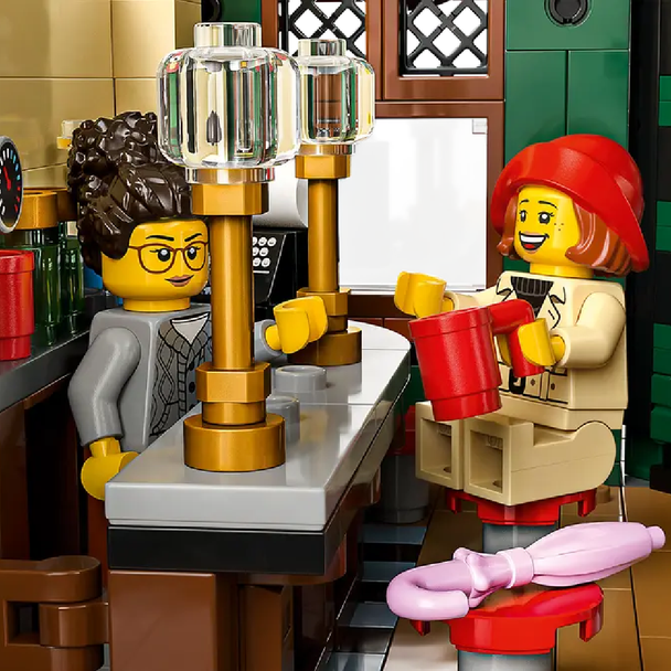 LEGO Tudor Corner Building Set | 10350