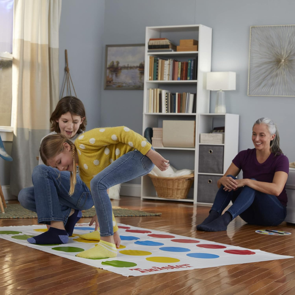Hasbro - Twister Party Classic Board Game | HBGM98831E