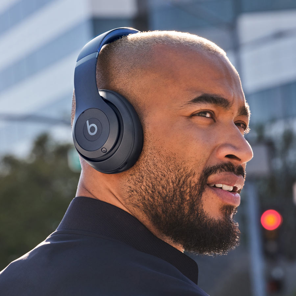 Beats Studio Pro Wireless Noise Cancelling Headphones - Navy