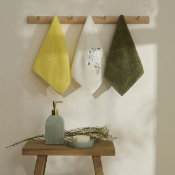 Karaca Home Daisy 3-Piece Embroidered Hand Towel Set | 8680214389119