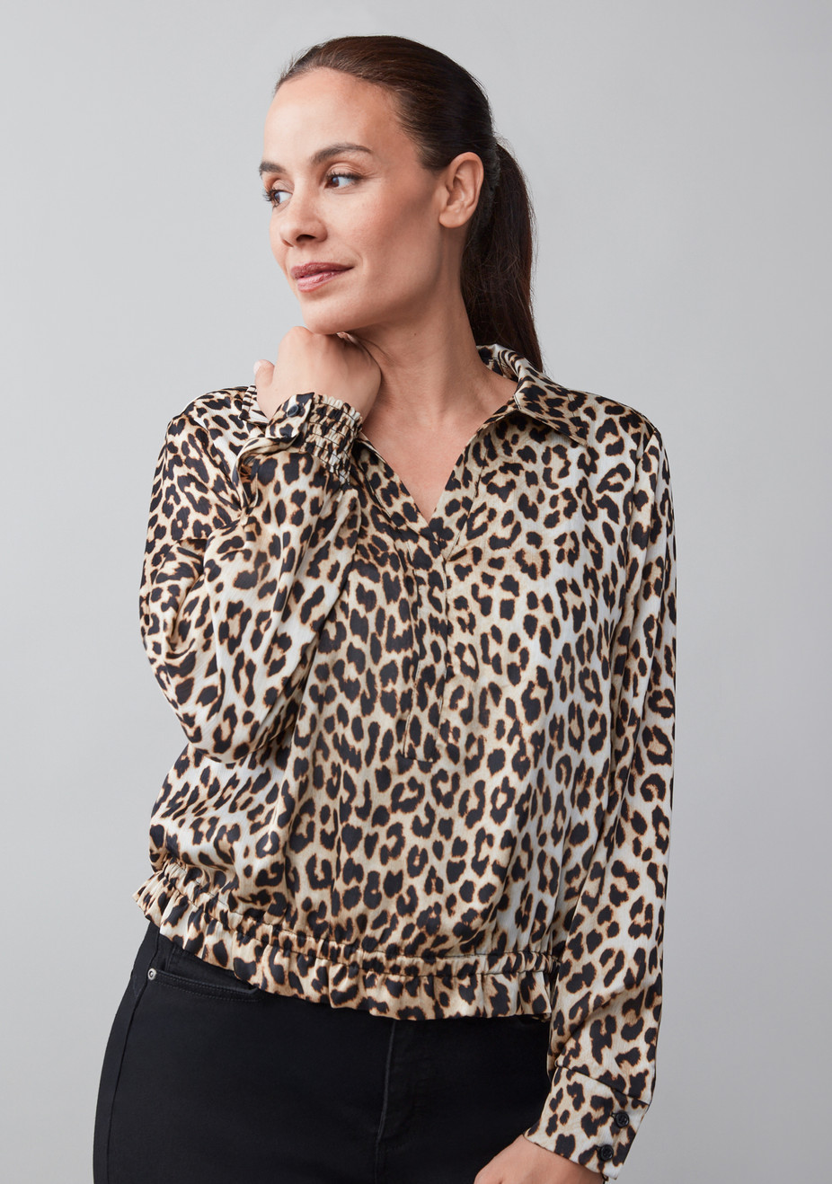 Long Sleeve Collared Satin Bubble Hem Blouse Leopard