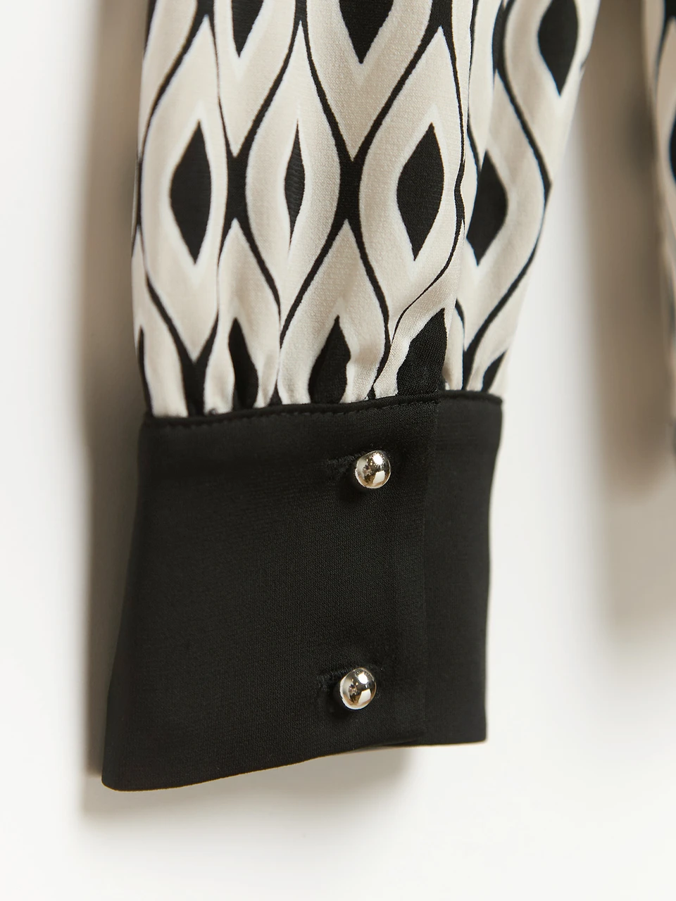 Relaxed Fit Geo Print Long Sleeve Top