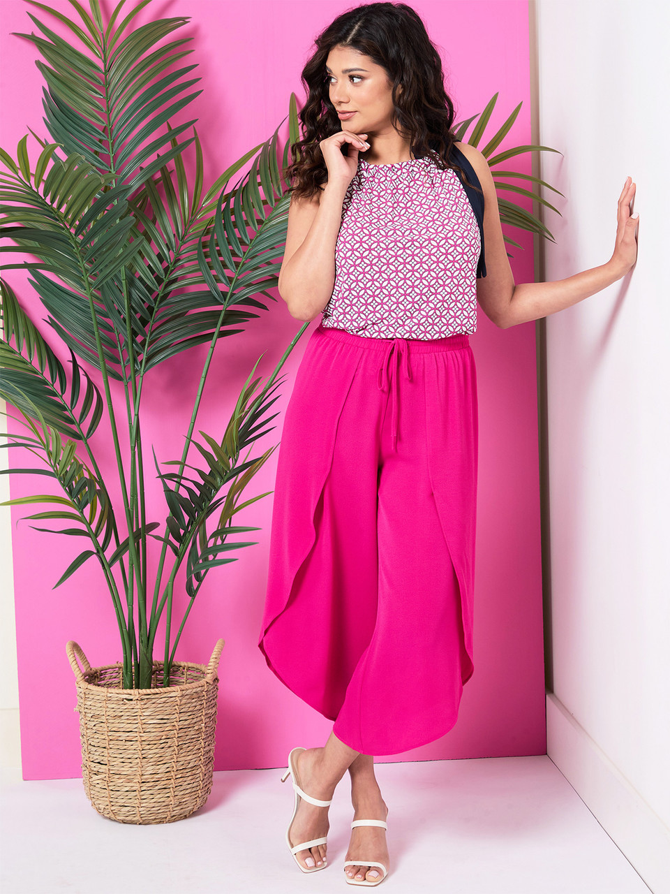 Crepe Tulip Leg Pant in Magenta | Cleo