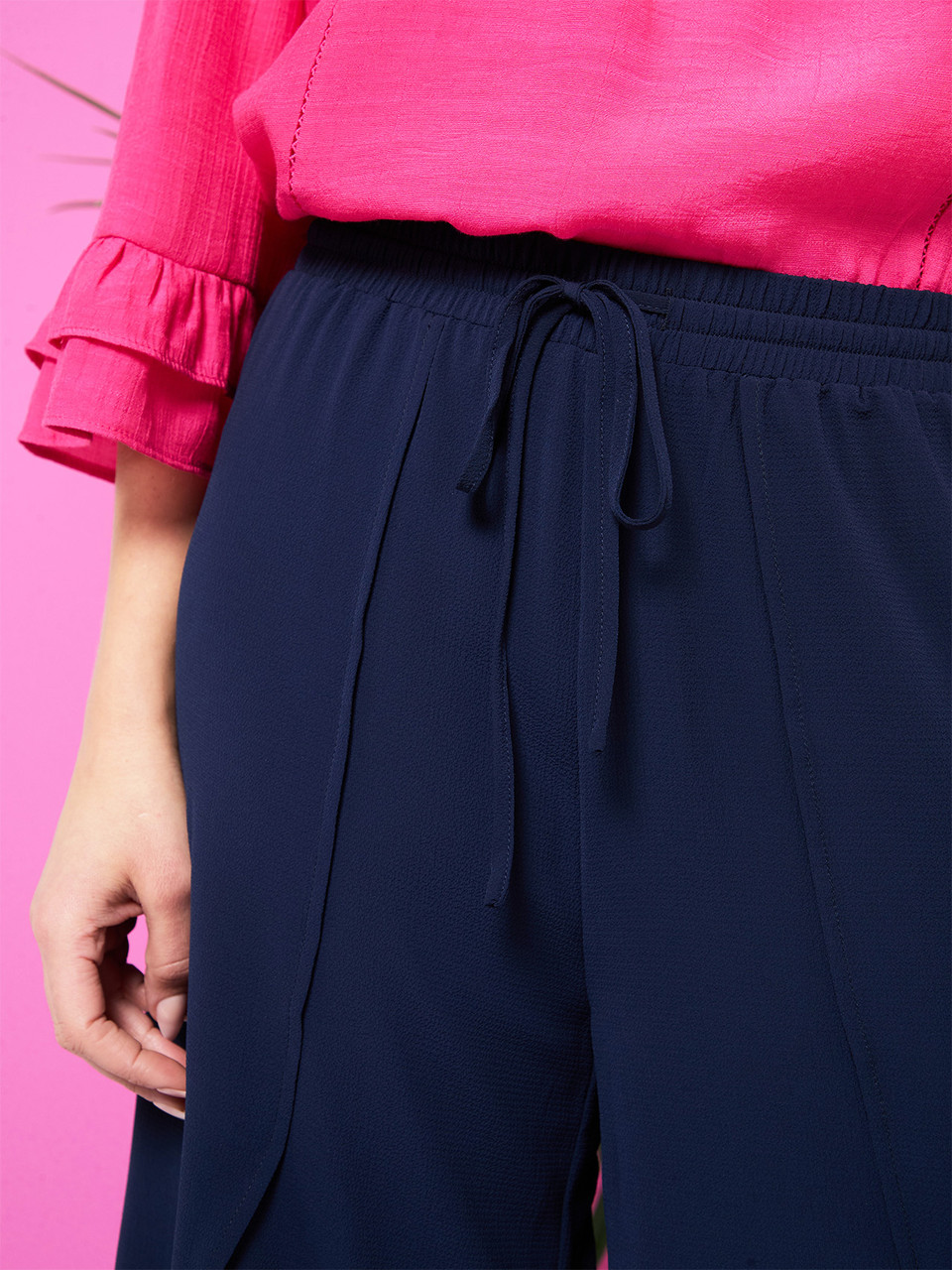 Crepe Tulip Leg Pant in Navy
