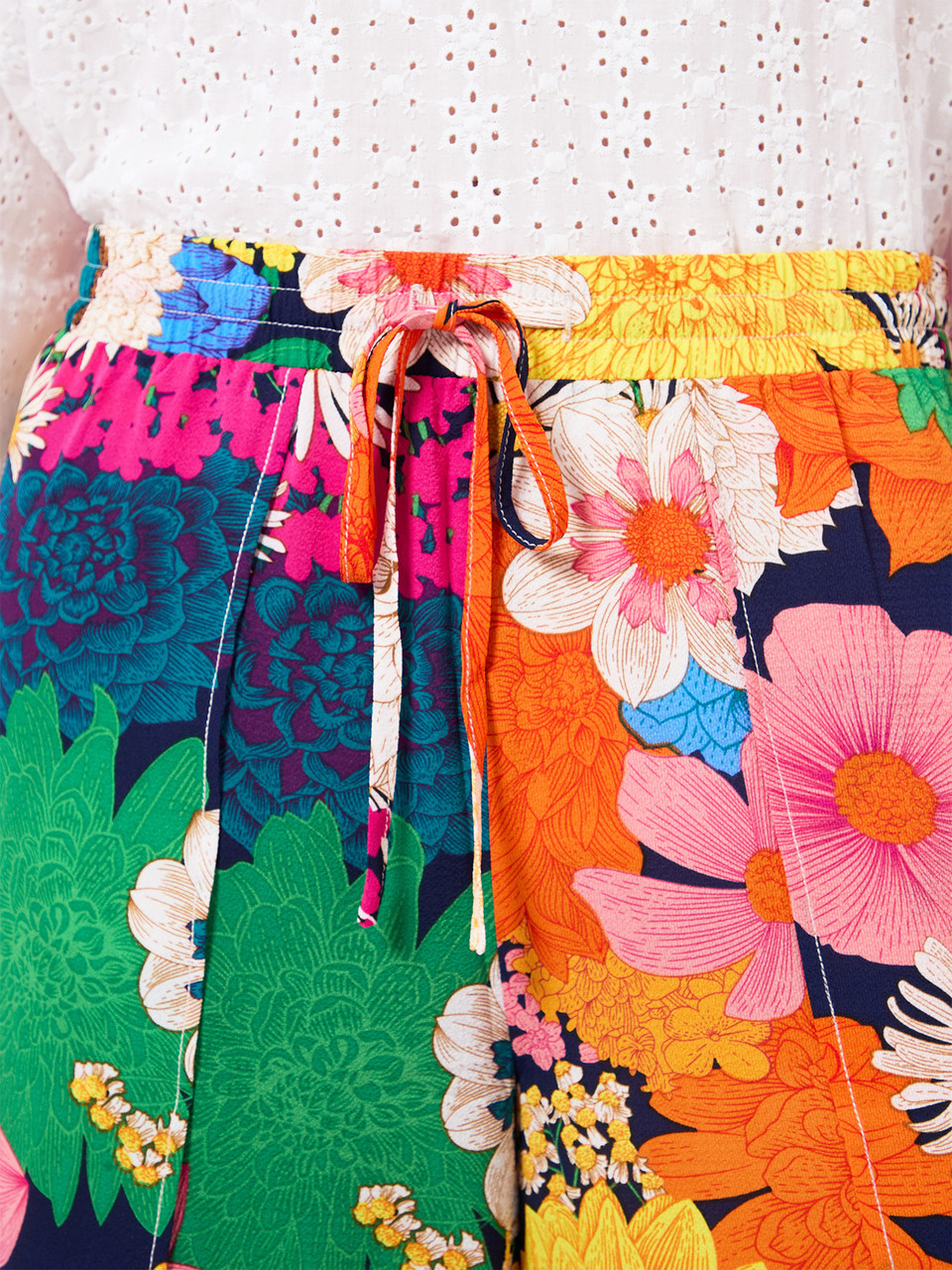 Crepe Tulip Leg Pant in Tropical Floral