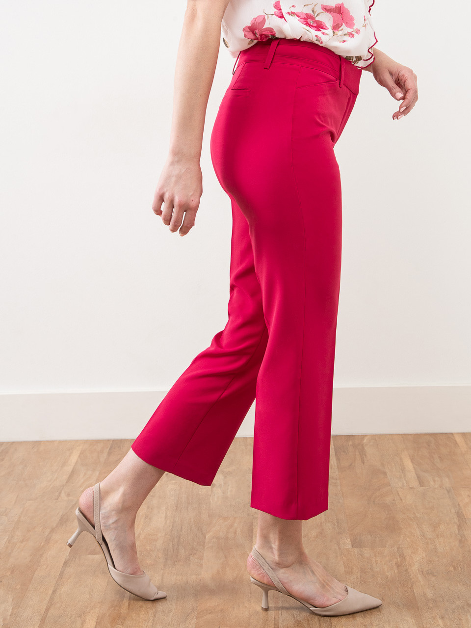 Leah Ankle Pant in Lipstick