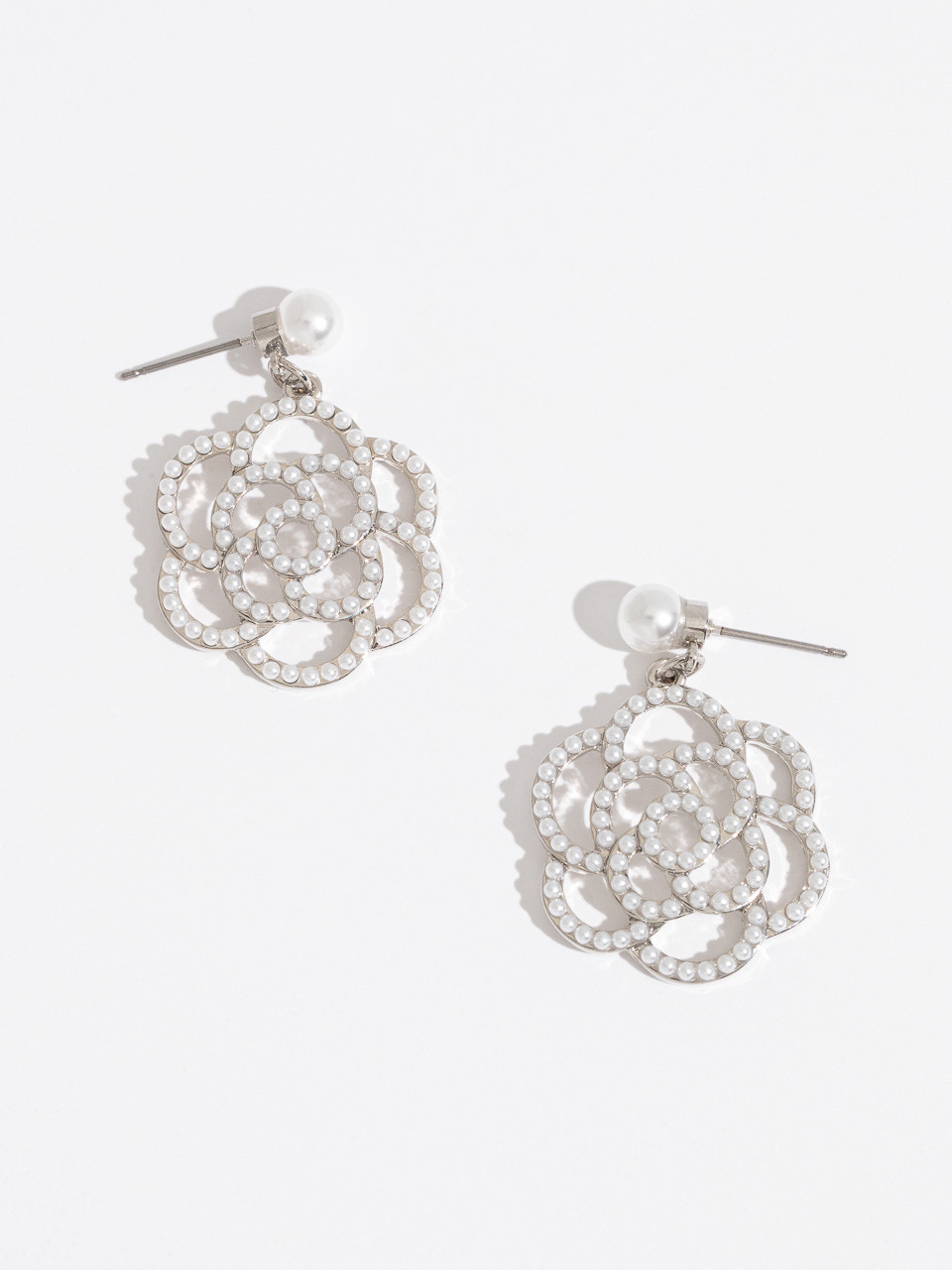 Pearl/Silver Rose Earrings