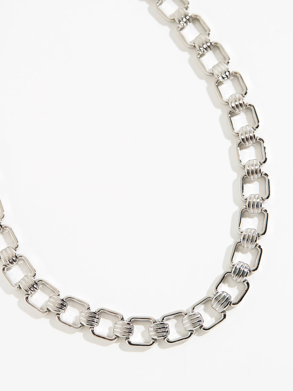 Short Silver Square Link Necklace