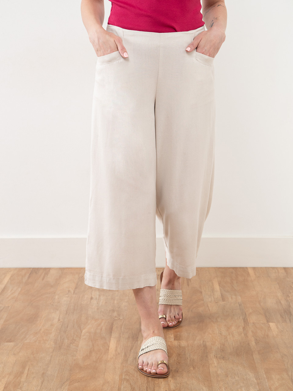 Tonia Linen-Blend Stone Wide Crop Pant | Cleo
